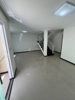 Casa de Condomínio  4 quartos 3 suítes  Pitangueiras