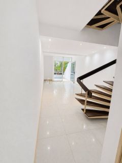 Casa Triplex em Condomínio Fechado | Itapuã
