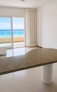 Apartamento Para Vender com 1 quarto 1 suíte no bairro Patamares em Salvador