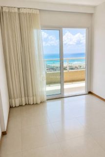 Apartamento Para Vender com 1 quarto 1 suíte no bairro Patamares em Salvador