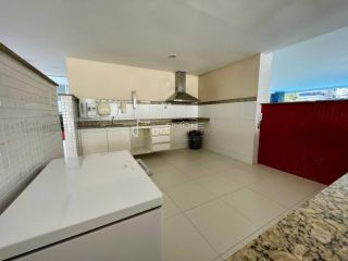 Apartamento 2/4 com 2 Suítes à Venda – Alphaville I | Alto Padrão | 68m²