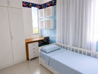 Casa de Condomínio Para Alugar com 5 quartos 4 suítes Busca Vida