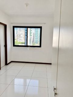 Apartamento Para Alugar com 3 quartos 1 suíte Stiep em Salvador