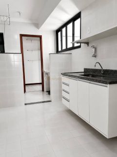 Apartamento Para Alugar com 3 quartos 1 suíte Stiep em Salvador