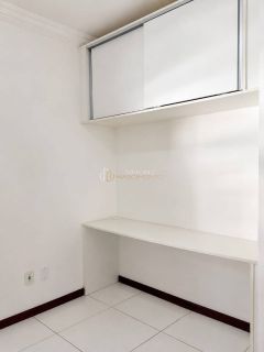 Apartamento Para Alugar com 3 quartos 1 suíte Stiep em Salvador