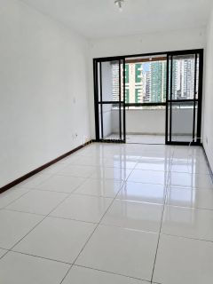 Apartamento Para Alugar com 3 quartos 1 suíte Stiep em Salvador
