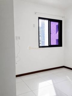Apartamento Para Alugar com 3 quartos 1 suíte Stiep em Salvador