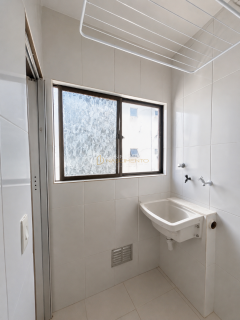 Imbui - Apartamento 2/4 com suite para aluguel