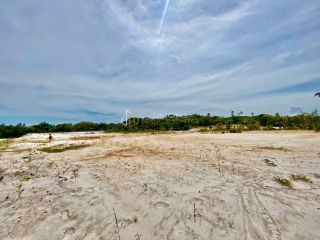 Terreno Praia do Forte em Mata De São João