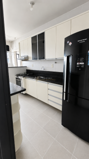 Apartamento Para Vender com 3 quartos 1 suítes