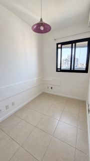 Apartamento Para Vender com 3 quartos 1 suítes