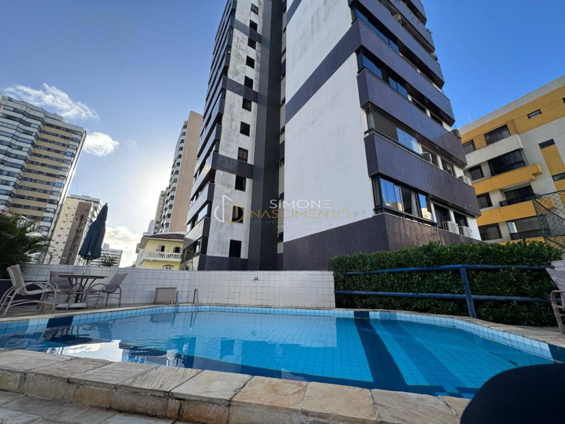 Apartamento Para Vender com 3 quartos 1 suítes no bairro Caminho das árvores em Salvador