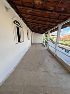 Casa Para Vender com 3 quartos 1 suíte Piatã em Salvador