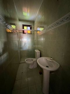 Casa Para Vender com 3 quartos 1 suíte Piatã em Salvador