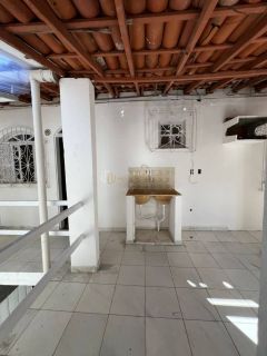 Casa Para Vender com 3 quartos 1 suíte Piatã em Salvador