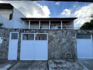 Casa Para Vender com 2 quartos  Piatã em Salvador
