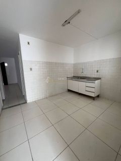 Casa Para Vender com 2 quartos  Piatã em Salvador