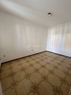 Casa Para Vender com 2 quartos  Piatã em Salvador