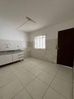 Casa Para Vender com 2 quartos  Piatã em Salvador