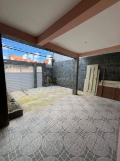 Casa Para Vender com 2 quartos  Piatã em Salvador