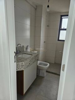 Apartamento Para Alugar com 1 quarto Buraquinho em Lauro De Freitas