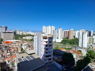 Apartamento Para Vender com 2 quartos 1 suíte  Candeal em Salvador