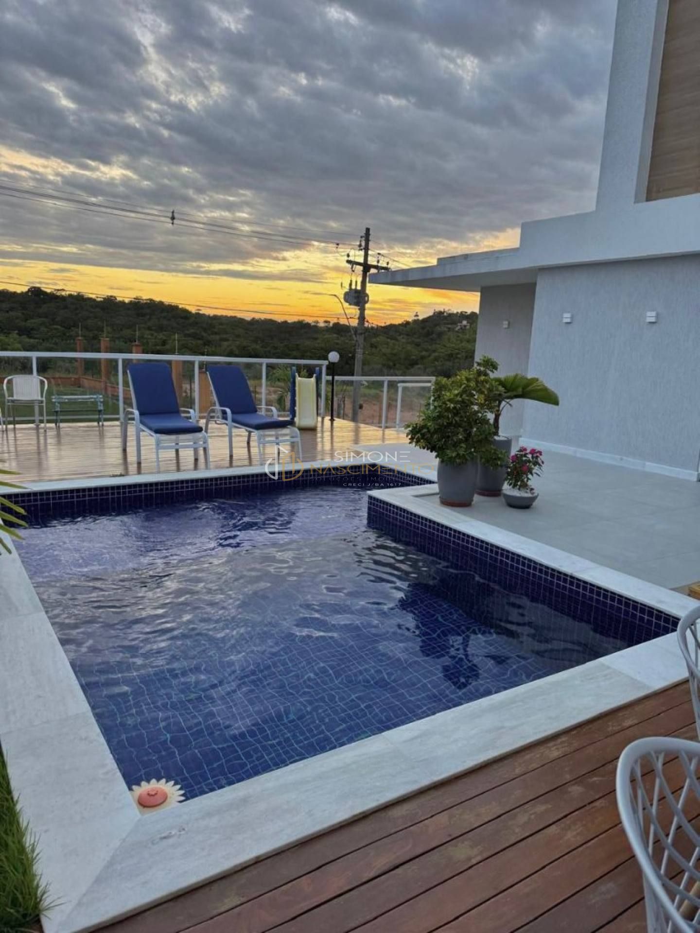 Casa de Condomínio 4 suítes Piscina Privativa Alphaville  Abrantes