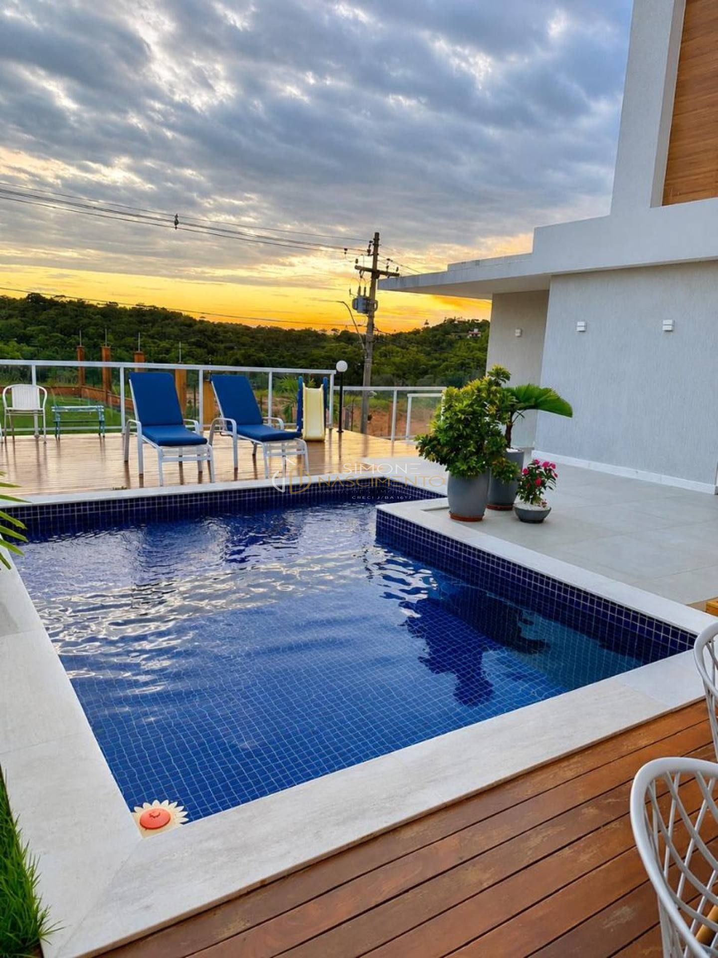 Casa de Condomínio 4 suítes Piscina Privativa Alphaville  Abrantes