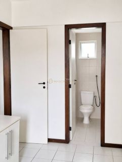 Apartamento Para Vender com 3 quartos 1 suítes no bairro do Imbuí em Salvador