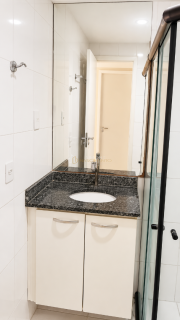 Apartamento Reformado à Venda em Santa Teresa – 2 Quartos | 50m² | 1 Vaga