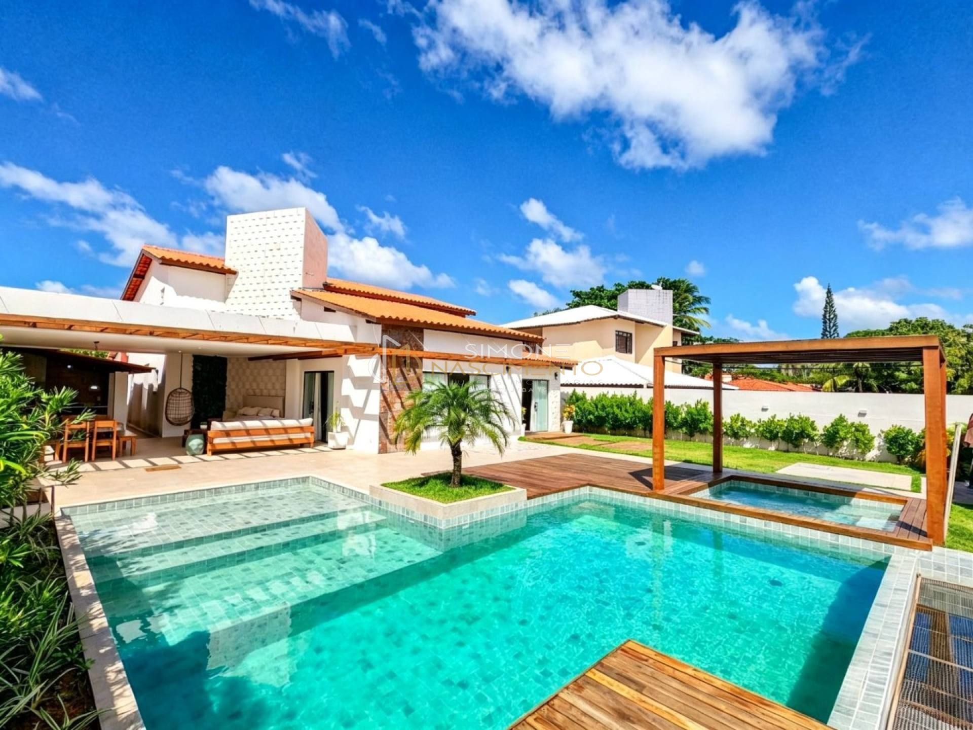 Casa de Condomínio 6 suítes Vila de Abrantes em Camaçari