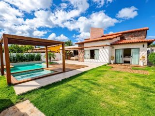 Casa de Condomínio 6 suítes Vila de Abrantes em Camaçari