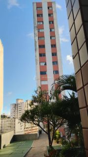 Apartamento Para Vender com 2 quartos no bairro Brotas em Salvador