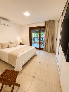 Casa de Alto Padrão em Condomínio Fechado | Jacuípe/BA