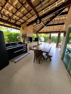 Casa de Condomínio  4 suítes  Vila de Abrantes em Camaçari