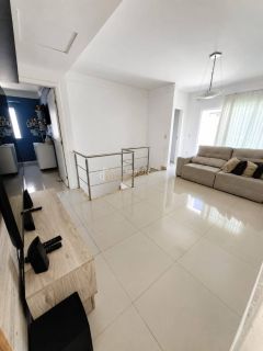 Casa de Condomínio  4 suítes  Vila de Abrantes em Camaçari