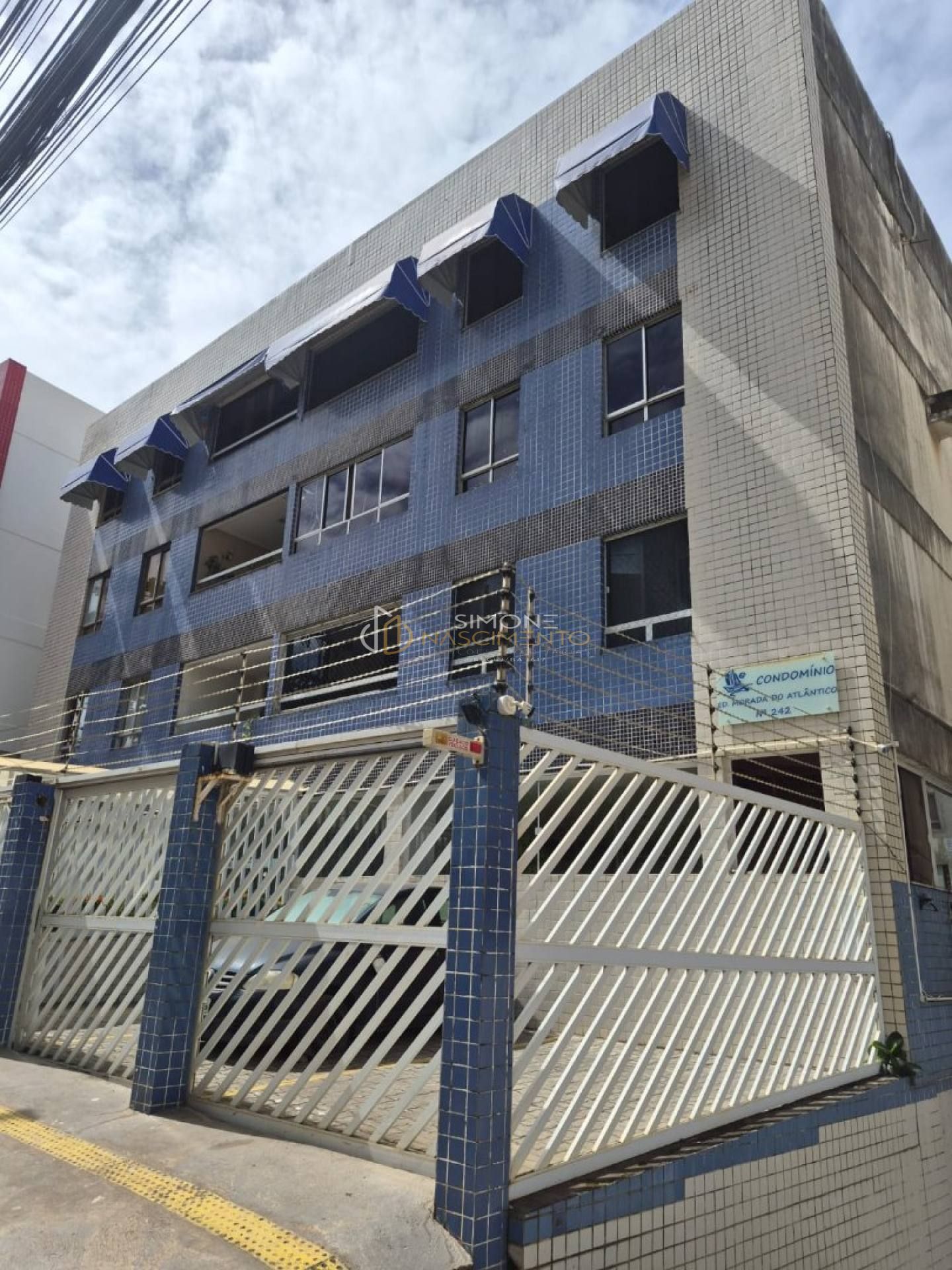 Apartamento Para Vender com 3 quartos 1 suíte Costa Azul em Salvador