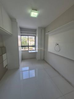 Apartamento Para Alugar com 3 quartos 1 suíte Imbuí em Salvador