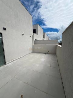 Casa à Venda 3 suítes - Miragem - Lauro de Freitas - Ba