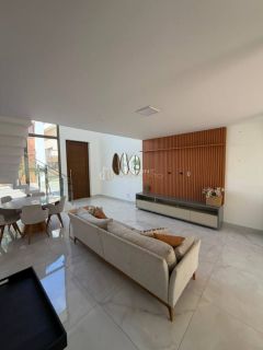 Casa à venda 4 quartos 3 suítes  - Priscila Dutra - Lauro de Freitas - Ba