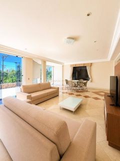 Casa Para Vender com 5 quartos 4 suítes  vila laura em Salvador