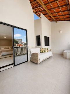 Casa Para Vender com 5 quartos 4 suítes  vila laura em Salvador