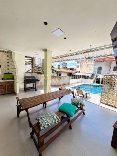Casa Para Vender com 5 quartos 4 suítes  vila laura em Salvador
