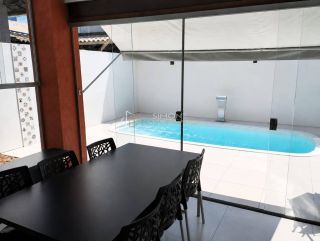 Casa de Condomínio  3 suítes Catu de Abrantes em Camaçari