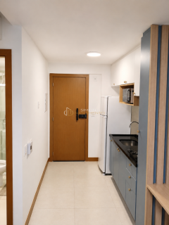 Studio Moderno Mobiliado à Venda na Barra | 22m² | Varanda | 1 Vaga | Infraestrutura Completa