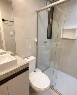 Apartamento Para Vender com 2 quartos 1 suíte no Imbuí em Salvador