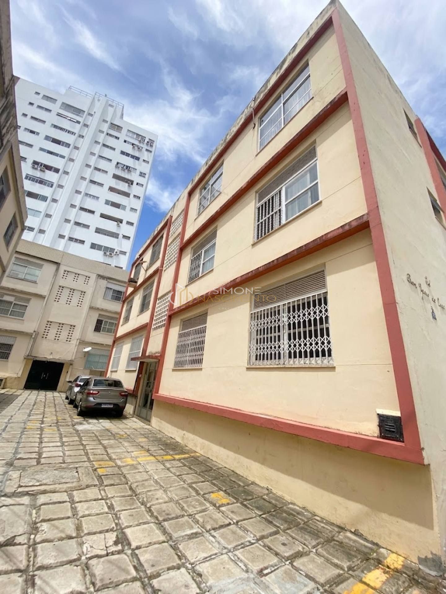 Apartamento 2 quartos, 2 banheiros: Graça