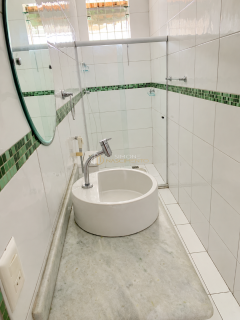 Excelente oportunidade para quem busca uma casa confortável e bem distribuída no Conjunto Centenário, em Feira de Santana.