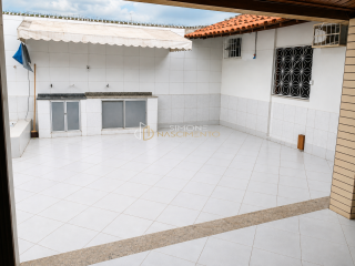 Excelente oportunidade para quem busca uma casa confortável e bem distribuída no Conjunto Centenário, em Feira de Santana.