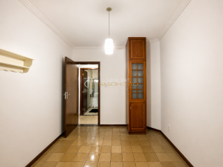 Apartamento Para Vender com 3 quartos 1 suítes no bairro Itaigara em Salvador